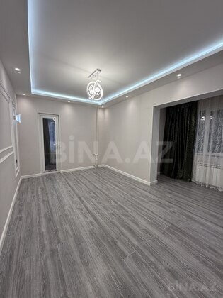 3 otaqlı Köhnə tikili, Əhmədli m., Bakı