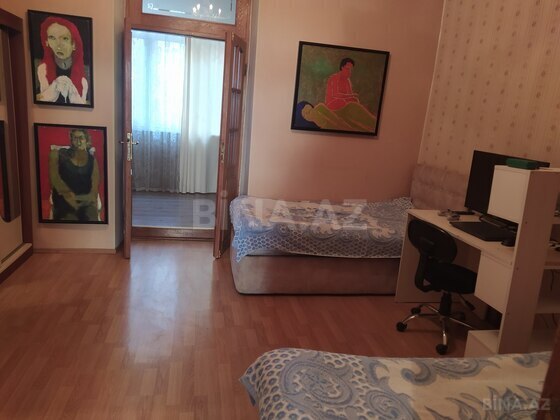 3 otaqlı Köhnə tikili, Sahil m., Bakı