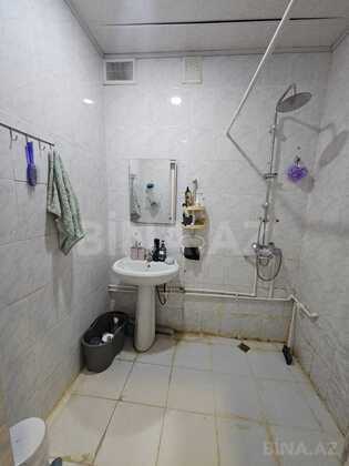 2 otaqlı Köhnə tikili, Elmlər Akademiyası m., Bakı