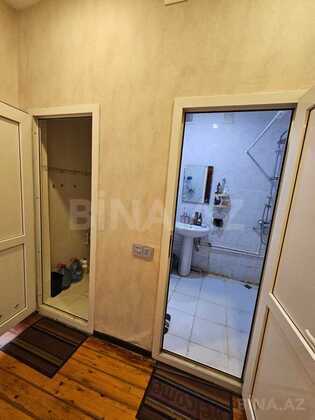 2 otaqlı Köhnə tikili, Elmlər Akademiyası m., Bakı