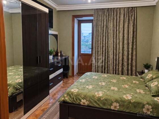 2 otaqlı Köhnə tikili, Azadlıq Prospekti m., Bakı
