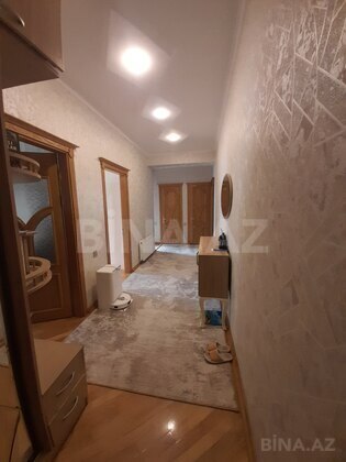 3 otaqlı Yeni tikili, Neftçilər m., Bakı
