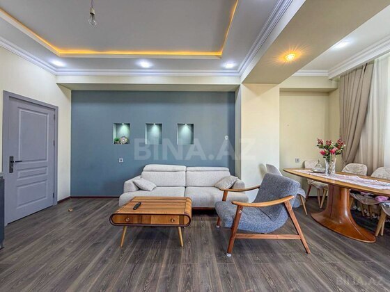 3 otaqlı Yeni tikili, Qara Qarayev m., Bakı