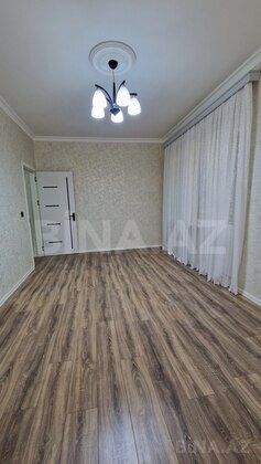 2 otaqlı Köhnə tikili, Azadlıq Prospekti m., Bakı