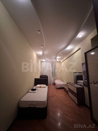 3 otaqlı Yeni tikili, 28 May m., Bakı