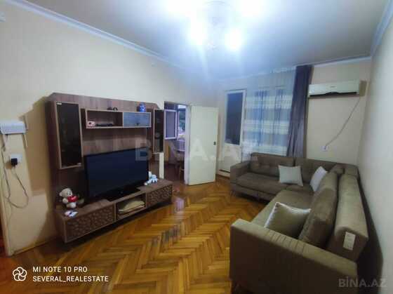 2 otaqlı Köhnə tikili, 8 Noyabr m., Bakı
