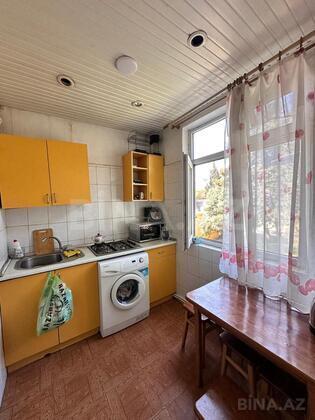 2 otaqlı Köhnə tikili, 8 Noyabr m., Bakı