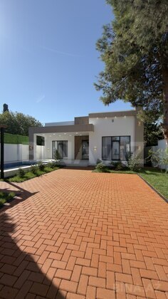 4 otaqlı Həyət evi/Bağ evi, Şüvəlan q., Bakı