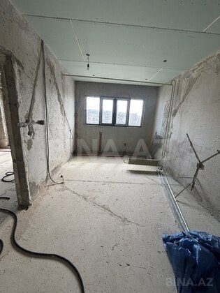 4 otaqlı Köhnə tikili, Qaraçuxur q., Bakı