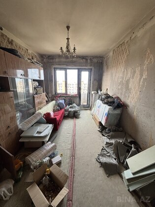 4 otaqlı Köhnə tikili, Qaraçuxur q., Bakı