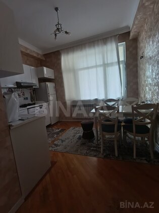 3 otaqlı Yeni tikili, Həzi Aslanov m., Bakı