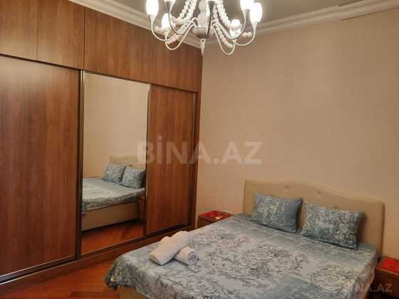 3 otaqlı Köhnə tikili, Sahil m., Bakı