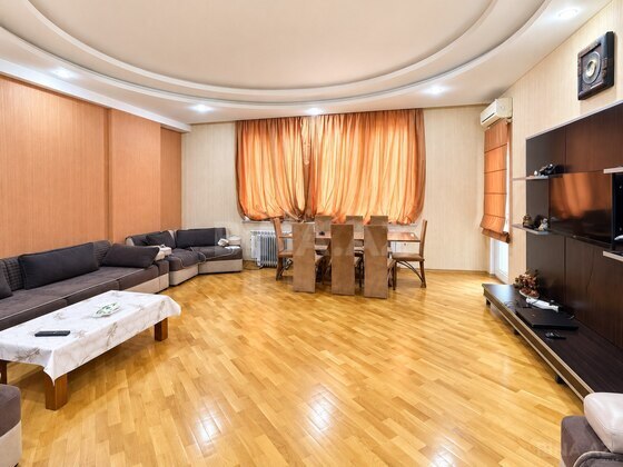 3 otaqlı Yeni tikili, 28 May m., Bakı