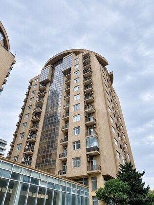 3 otaqlı Yeni tikili, 28 May m., Bakı