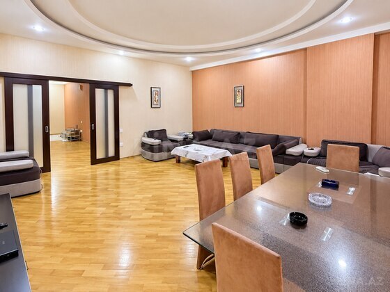 3 otaqlı Yeni tikili, 28 May m., Bakı