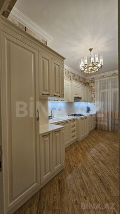 3 otaqlı Yeni tikili, Azadlıq Prospekti m., Bakı