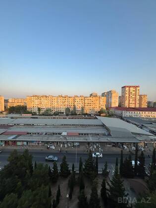 3 otaqlı Köhnə tikili, Xalqlar Dostluğu m., Bakı