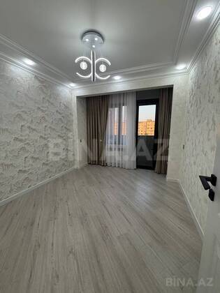 3 otaqlı Köhnə tikili, Xalqlar Dostluğu m., Bakı