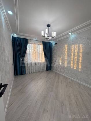 3 otaqlı Köhnə tikili, Xalqlar Dostluğu m., Bakı
