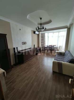 3 otaqlı Yeni tikili, İnşaatçılar m., Bakı