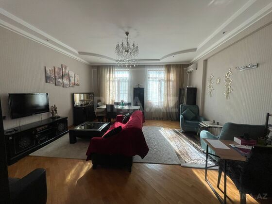 3 otaqlı Yeni tikili, Nizami m., Bakı