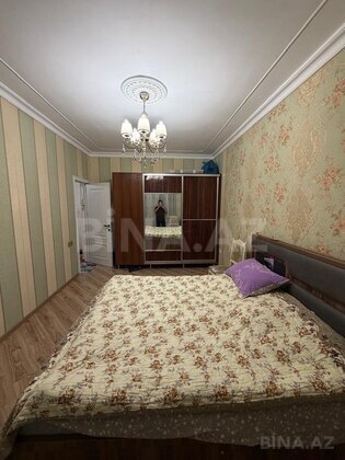 4 otaqlı Köhnə tikili, Azadlıq Prospekti m., Bakı