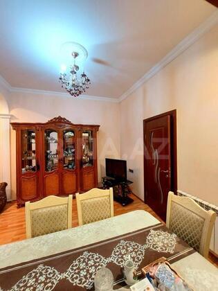 2 otaqlı Köhnə tikili, Sahil m., Bakı