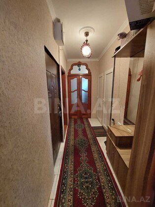 3 otaqlı Köhnə tikili, Xalqlar Dostluğu m., Bakı