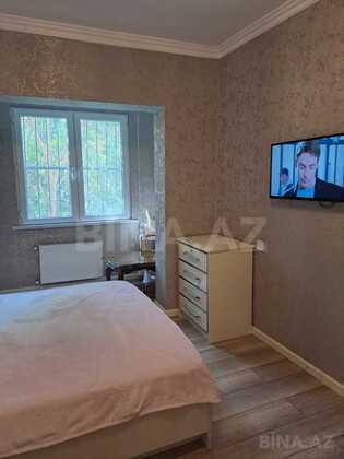 2 otaqlı Köhnə tikili, Azadlıq Prospekti m., Bakı