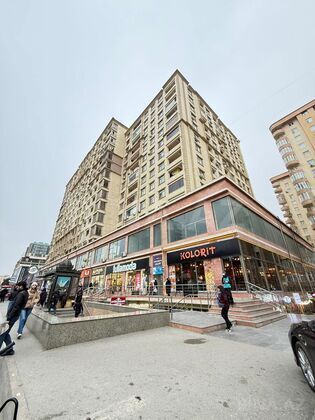 2 otaqlı Köhnə tikili, İnşaatçılar m., Bakı