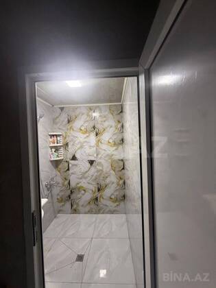 3 otaqlı Köhnə tikili, Memar Əcəmi m., Bakı