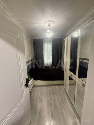 3 otaqlı Köhnə tikili, Memar Əcəmi m., Bakı