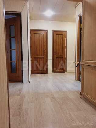 3 otaqlı Köhnə tikili, Həzi Aslanov m., Bakı