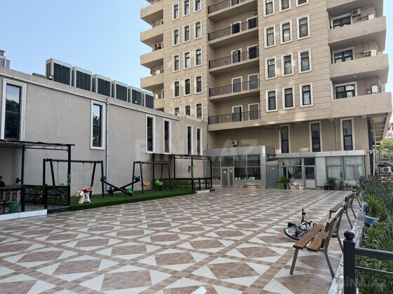 3 otaqlı Yeni tikili, 28 May m., Bakı