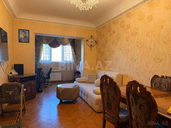 2 otaqlı Köhnə tikili, İnşaatçılar m., Bakı