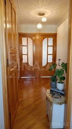 3 otaqlı Köhnə tikili, Gənclik m., Bakı