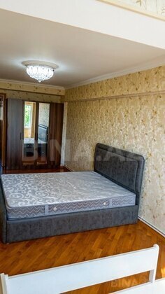 3 otaqlı Köhnə tikili, Gənclik m., Bakı