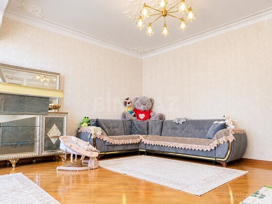 3 otaqlı Yeni tikili, Qara Qarayev m., Bakı