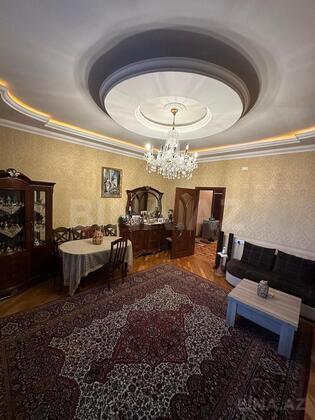 3 otaqlı Yeni tikili, Elmlər Akademiyası m., Bakı