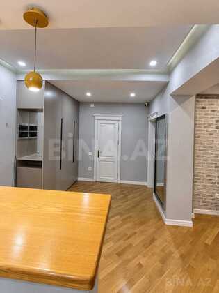 3 otaqlı Yeni tikili, Neftçilər m., Bakı