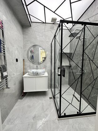 3 otaqlı Yeni tikili, İnşaatçılar m., Bakı