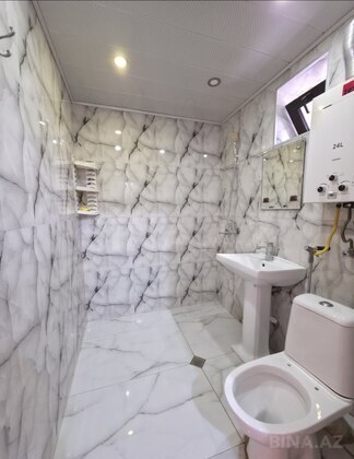 2 otaqlı Köhnə tikili, Bakıxanov q., Bakı