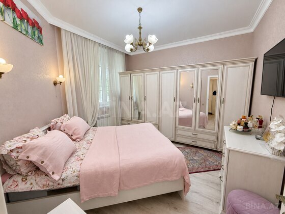 2 otaqlı Köhnə tikili, 28 May m., Bakı