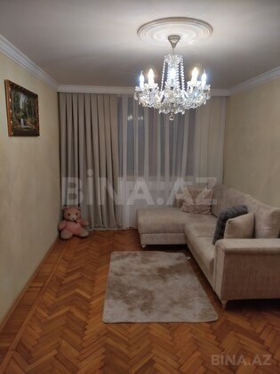 2 otaqlı Köhnə tikili, Bakmil m., Bakı