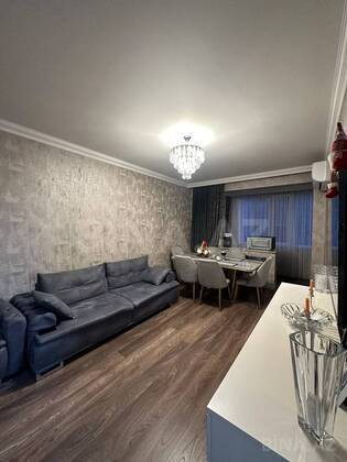 2 otaqlı Köhnə tikili, Azadlıq Prospekti m., Bakı