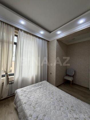3 otaqlı Yeni tikili, Şah İsmayıl Xətai m., Bakı