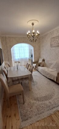 2 otaqlı Köhnə tikili, Azadlıq Prospekti m., Bakı