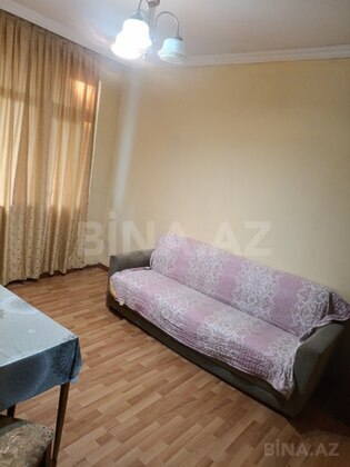 2 otaqlı Köhnə tikili, Memar Əcəmi m., Bakı