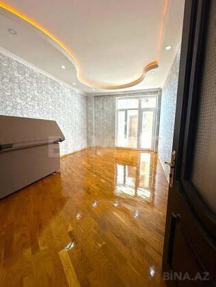 3 otaqlı Yeni tikili, Elmlər Akademiyası m., Bakı