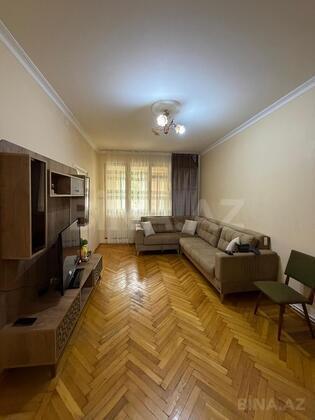 2 otaqlı Köhnə tikili, 8 Noyabr m., Bakı